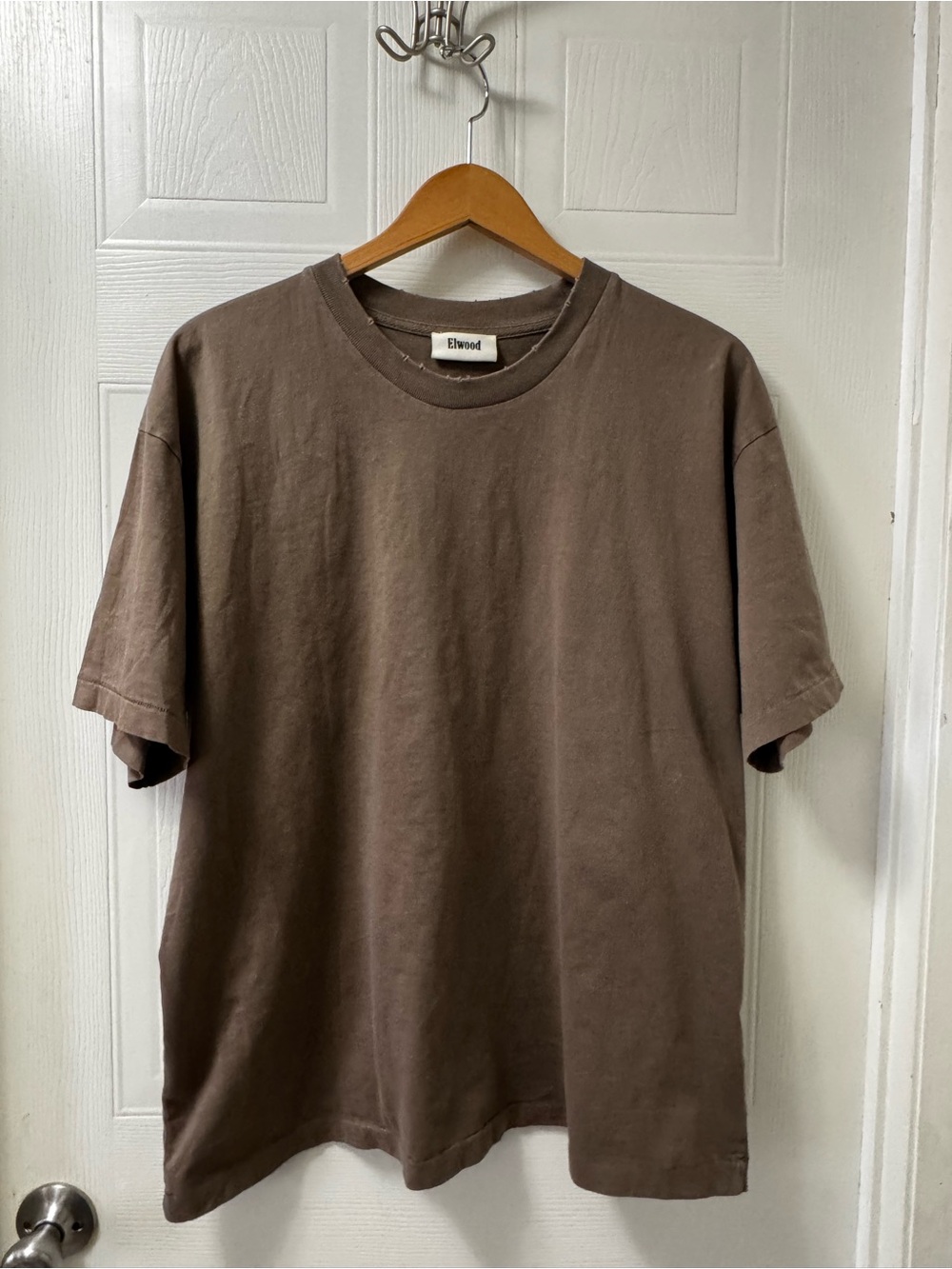 Ellwood Men's Short-Sleeve Crewneck T-Shirt in Brown